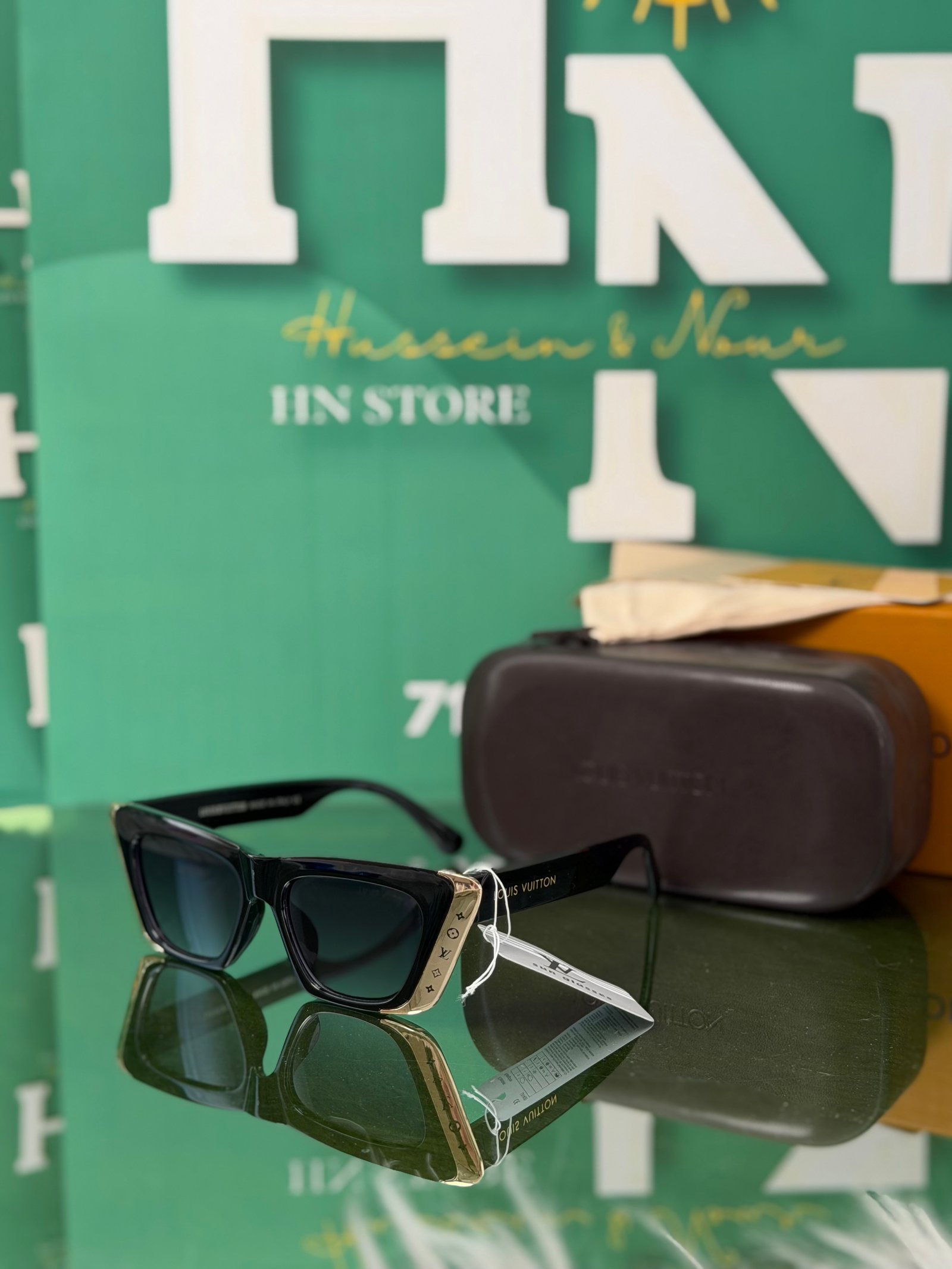 LV women trendy sunglasses